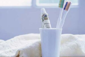 Cách bảo quản bàn chải đánh răng tránh nhiễm khuẩn